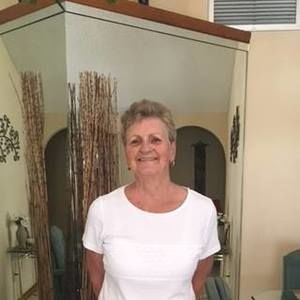 Meet your Posher, Paula